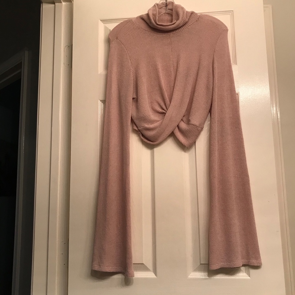 Urban outfitters crop top women’s large